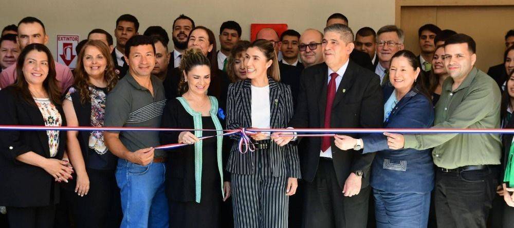 Inauguración de la refacción de tres aulas en la FCE-UNA Filial Paraguarí