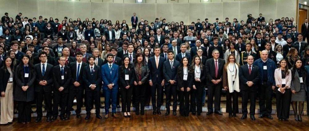 Exitosa realización de la I Cumbre Estudiantil “Nicasio Martínez Díaz” en la Cúpula UNA