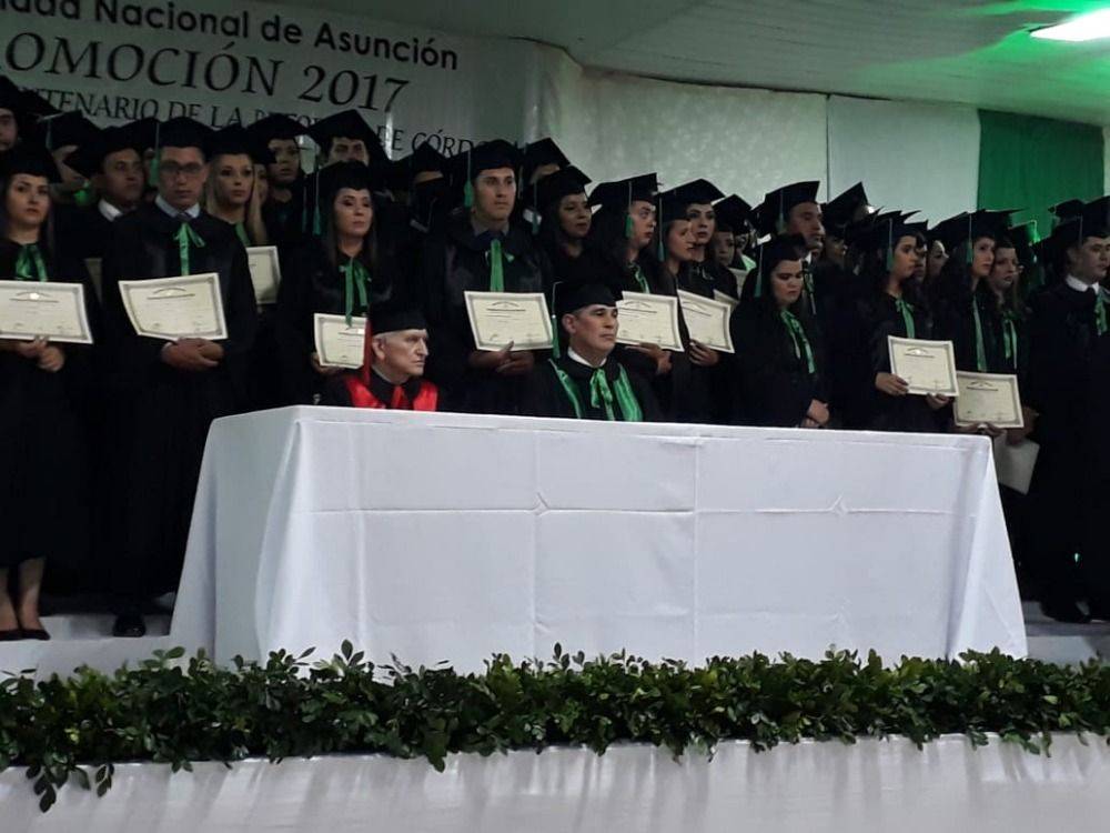 Adentro_y_miniatura.jpeg