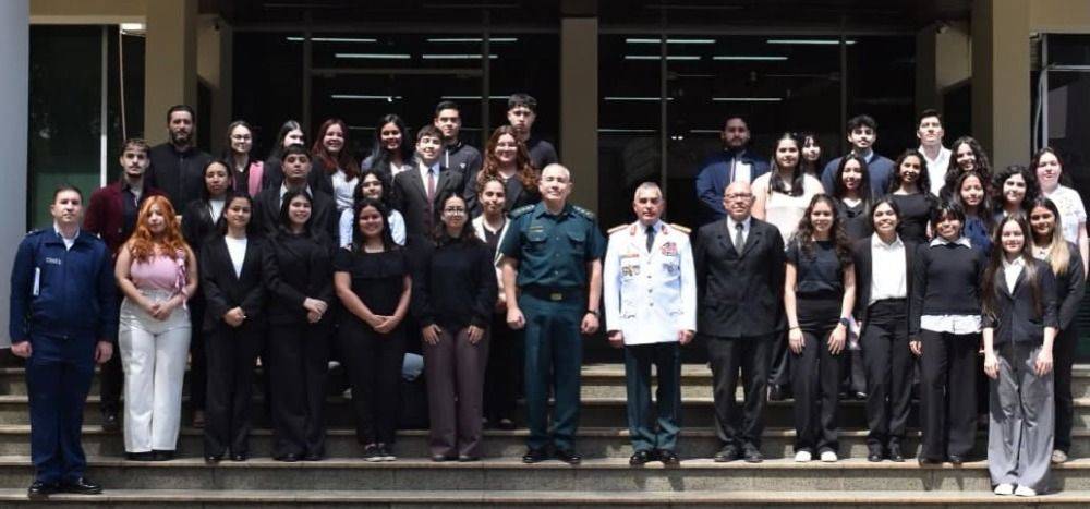 FCE-UNA y Fuerzas Militares fortalecen la vinculación académica en gestión pública