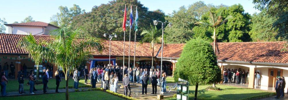 Se dio inicio a la Semana de actividades en conmemoración al Día del Economista Paraguayo, en la Facultad de Ciencias Económicas